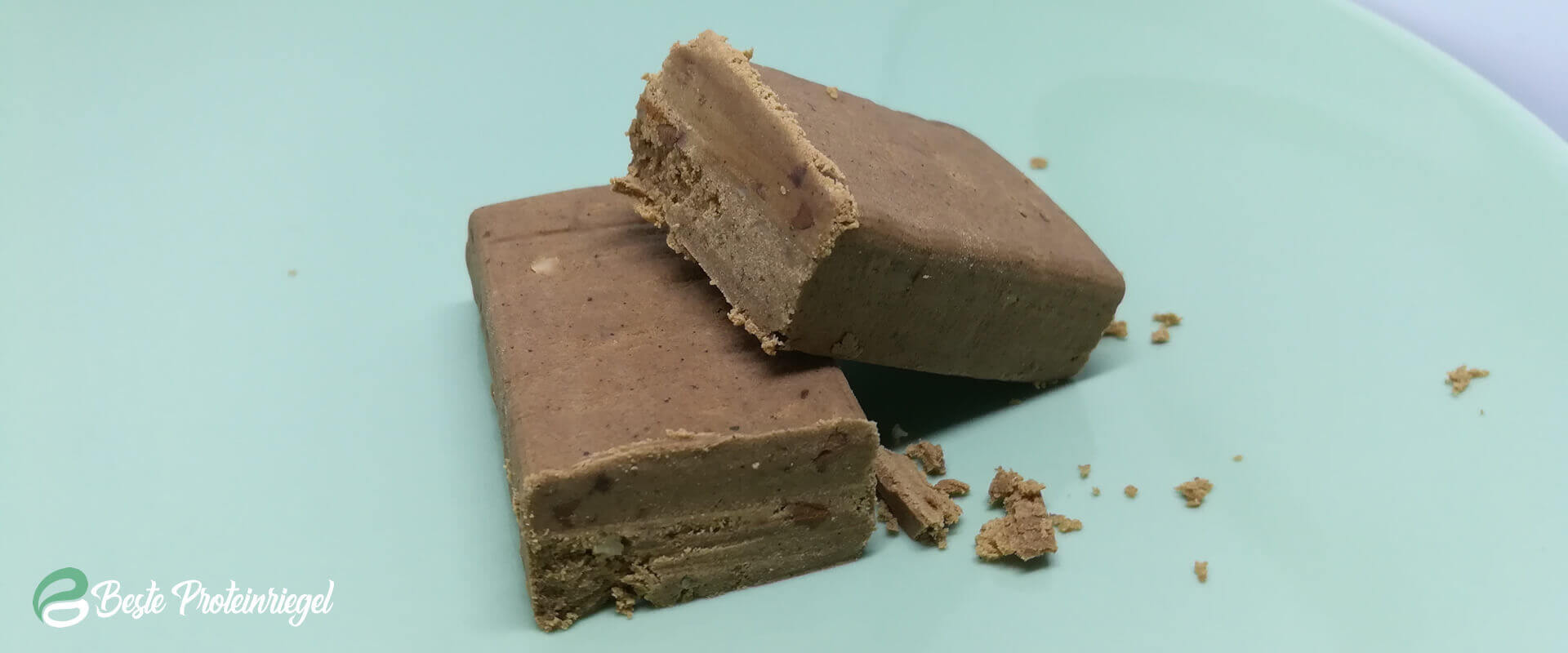 BIO VEGANZ PROTEIN BAR aufgeschnitten